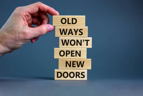 Old Ways Open New Doors Symbol Wooden Blocks Words Old — Stock Photo, Image