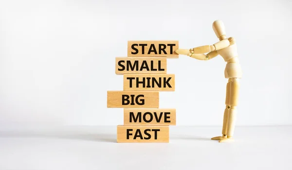 Inizia Piccolo Pensare Grande Simbolo Parole Start Small Think Big — Foto Stock