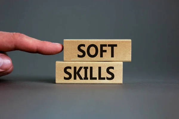 Zachte Vaardigheden Symbool Onderwerp Woorden Soft Skills Houten Blokken Een — Stockfoto