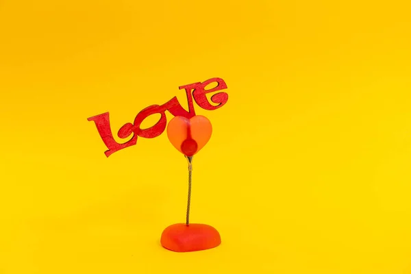Wooden Word Love Yellow Background Valentine Day Concept — Stock Photo, Image
