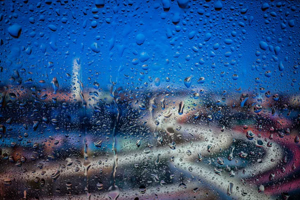 Вид Місто Через Вікно Дощову Ніч Дощ Падає Вікно Дорожнім — стокове фото
