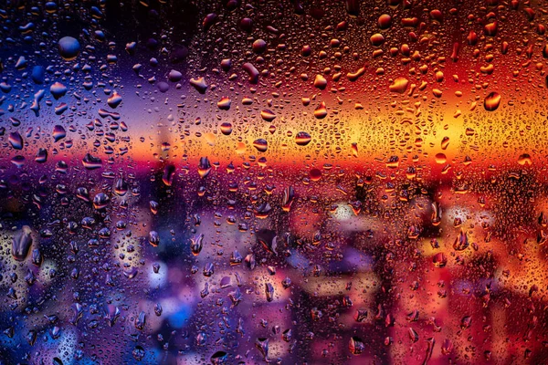 Regendruppel Het Raam Backgorund Blauw Een Licht Van Stad Stadsleven — Stockfoto