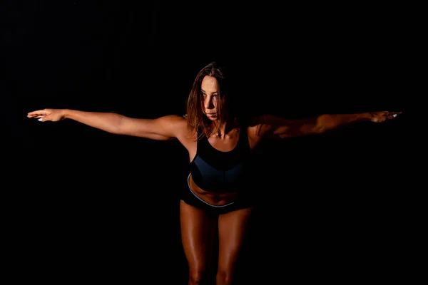 Фитнесс Женщина Мускулистым Телом Сделать Тренировки Привлекательная Сексуальная Фитнесс Женщина — стоковое фото