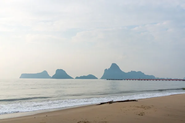 Ao prachuap, prachuap khiri khan provinz im südlichen thailan — Stockfoto