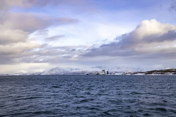 Cruise Langs Stokmarknes Vesterlen Noorwegen — Stockfoto