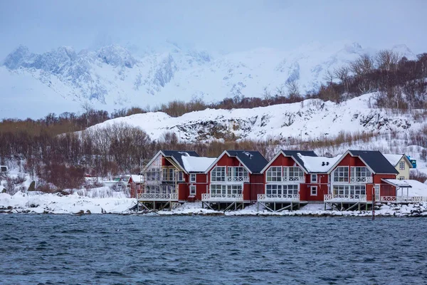 Casas Coloridas Longo Pequena Aldeia Stokmarknes Vesteralen Noruega — Fotografia de Stock