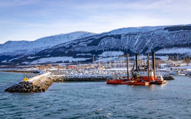 Norveç 'in Nesna şehrinde liman