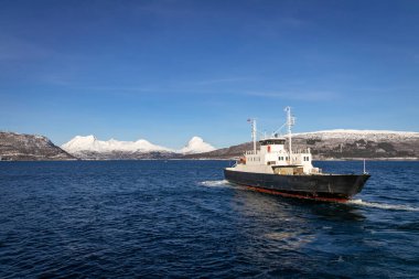 Nesna Limanı, Norveç 'te feribot.