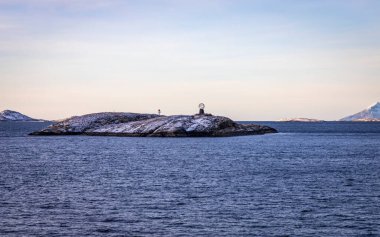 Norveç 'teki görkemli kutup dairesine gidin.