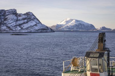 Norveç 'teki görkemli kutup dairesine gidin.
