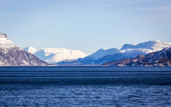 Wspaniały Krajobraz Siedmioma Siostrami Innymi Górami Zimą Wokół Sandnessjoen Norwegii — Zdjęcie stockowe