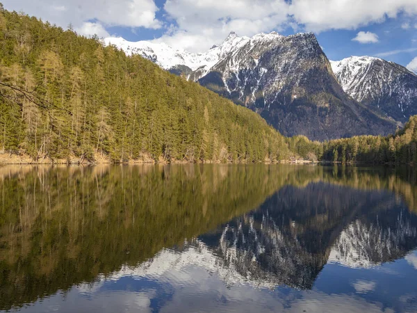 Prachtig Landschap Van Het Meer Alpen Bergen — Stockfoto