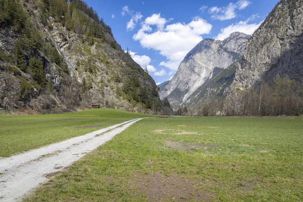 Vacker Utsikt Över Alperna Bergslandskap — Stockfoto