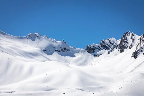 Bela Paisagem Montanhas Alpes Nevadas Tempo Inverno — Fotografia de Stock