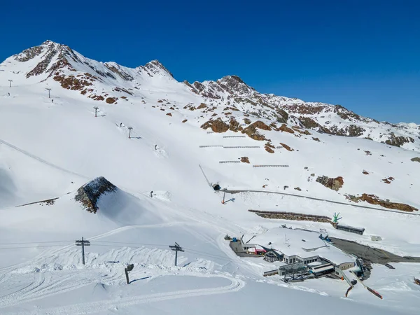 雪山雪山冬季滑行 — 图库照片