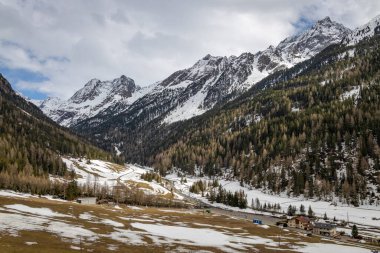 Güzel Alpler dağları manzarası