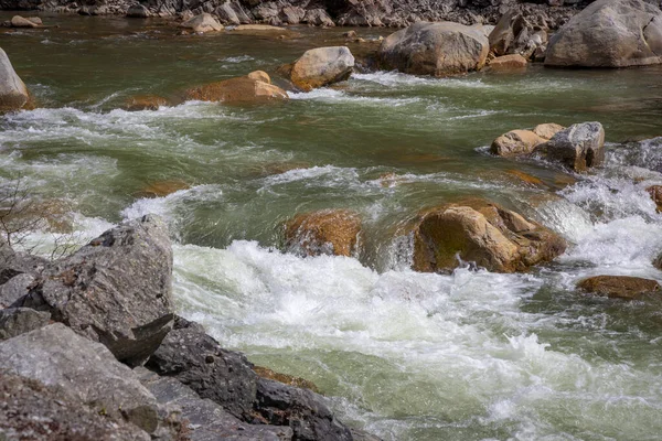 Snelle Bergrivier Met Stenen Alpen — Stockfoto