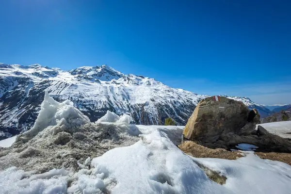 Krásná Krajina Alp Hory Jaře — Stock fotografie