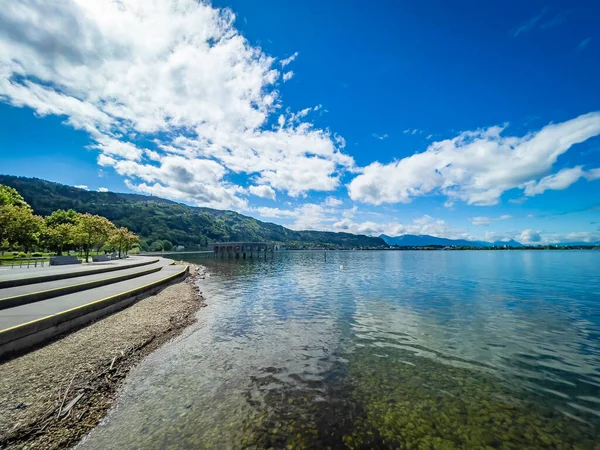 Pemandangan Indah Danau Pegunungan Alpen — Stok Foto