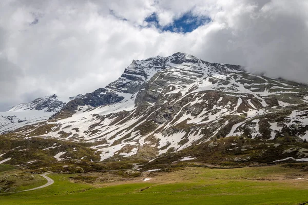 Чудові Краєвиди Шляху Через Перевал Симплон Швейцарії — стокове фото