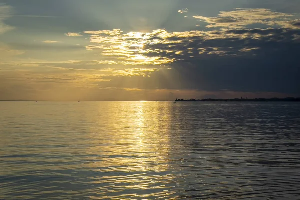 Hermoso Atardecer Sobre Mar — Foto de Stock