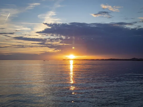 Hermoso Atardecer Sobre Mar — Foto de Stock