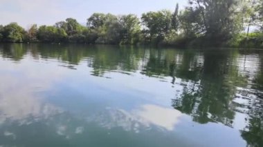 Jannersee 'de Vorarlberg, Avusturya' da Lauterach 'in yanında yerel dinlenme alanından görüntüler