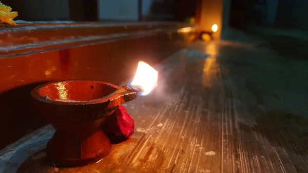 Prachtig Uitzicht Traditionele Handgemaakte Klei Zand Diya Lampen Aangestoken Tijdens — Stockfoto