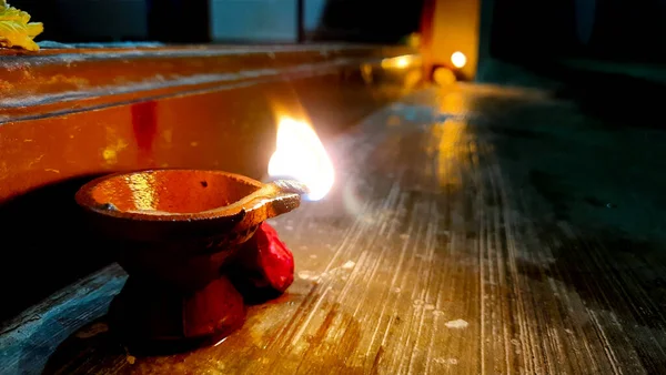 Bela Vista Barro Tradicional Feito Mão Lâmpadas Diya Areia Acesas — Fotografia de Stock