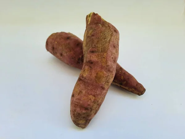 Pilha Altura Uma Pele Exterior Rosa Interior Amarelo Cor Batata — Fotografia de Stock