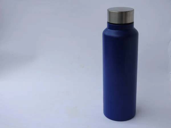 Primer Plano Botella Agua Acero Color Azul Con Tapa Abierta —  Fotos de Stock
