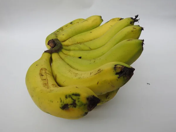 Primo Piano Banana Colore Verde Giallo Banana Non Matura Isolata — Foto Stock