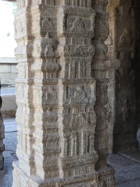 Primer Plano Del Hermoso Templo Hindú Veerabhadra Ubicado Lepakshi Estado — Foto de Stock