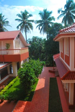 Thrissur, Kerala, Hindistan-30 Kasım 2010: Venginissery Venginissery, Trissur City 'deki güzel Narayanashrama Tapovanam Ashram binası.