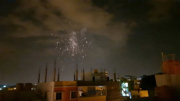 Closeup Beautiful Fireworks Lighting Night Sky Bangalore City Diwali Festival — Stock Photo, Image