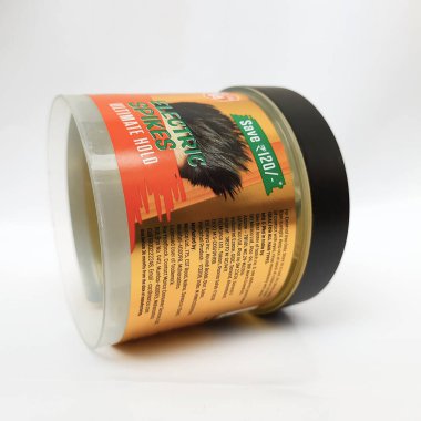 Bangalore, Karnataka, Hindistan-Aug 10-2021: Set Wyle Style Saç Jel Ultimate Hold, 250 ml plastik kap veya beyaz arkaplanda izole edilmiş şişe