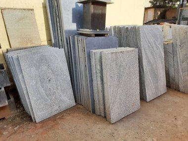 Banyo ve çamaşır bezi yapımında kullanılan taşların eşit büyüklükte olduğu yakın plan.