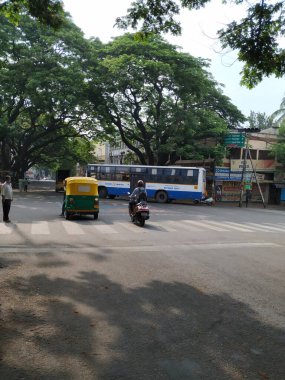 Bangalore, Karnataka, Hindistan-17 Nisan 2020: Corona Kilitleme Zamanı Dasarahalli Çemberi 'nin yakın görüntüsü.