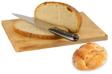 Ekmek bıçağı ve topuz ile ahşap tahta üzerinde