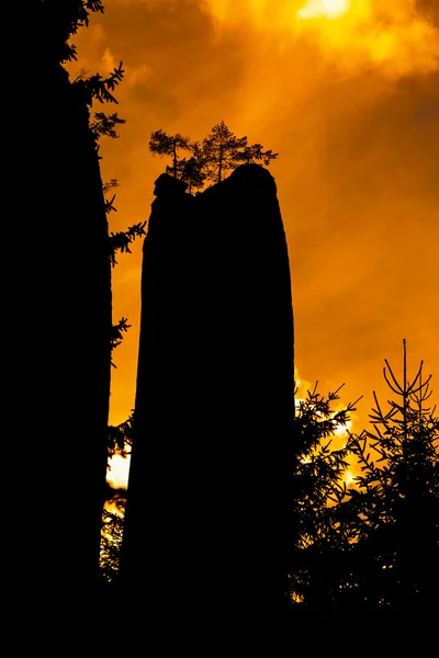 Felsen im Nationalpark adrspach-teplice Felsen - Tschechische Republik, Abendhimmel — Stockfoto