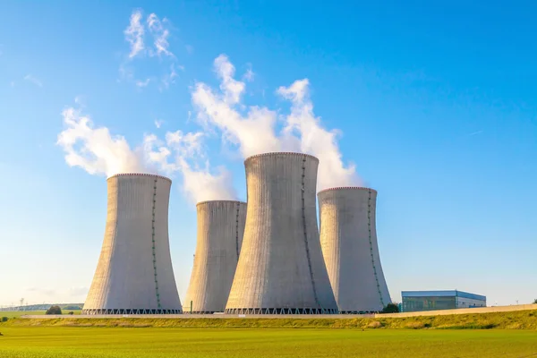 Kerncentrale Dukovany in Tsjechië Europa — Stockfoto