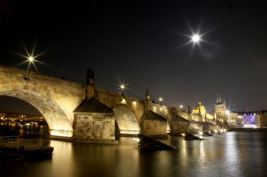 Prag'da Carls Köprüsü