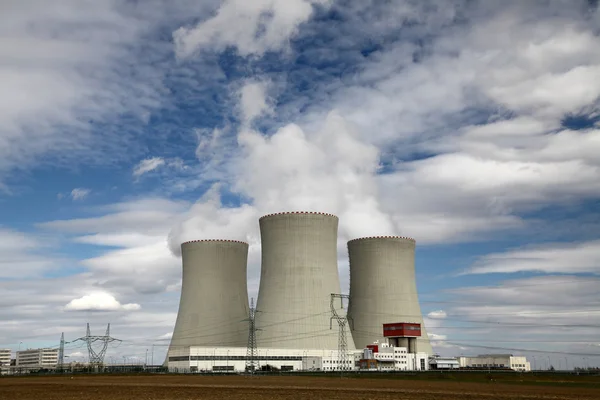 Central nuclear Temelin en República Checa Europa — Foto de Stock