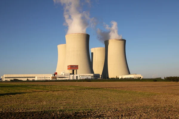 Pembangkit tenaga nuklir Temelin di Republik Ceko Eropa — Stok Foto