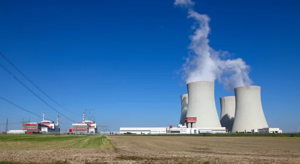 АЭС Темелин в Чехии Европа — стоковое фото