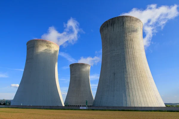 Central nuclear Dukovany na República Checa Europa — Fotografia de Stock