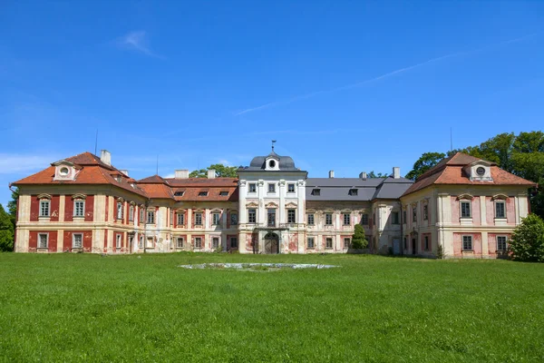 Château Dolni Lukavice en République tchèque — Photo