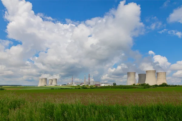 Centrala nucleară Dukovany din Republica Cehă Europa — Fotografie, imagine de stoc