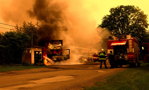 Пожарная машина
