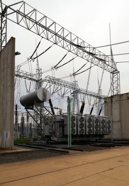 yüksek gerilim trafo devre kesiciler ile bir parçası